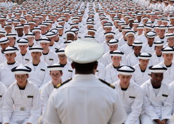 Mornarica otkazuje govor Podcastera koji je planirao uputiti svoju zabranu na više od 300 knjiga