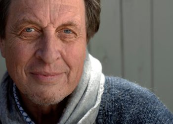 Muskov otac kaže da se Tesla Tycoon divi Putinu – RT World News