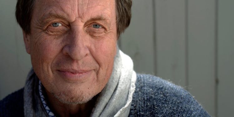 Muskov otac kaže da se Tesla Tycoon divi Putinu – RT World News