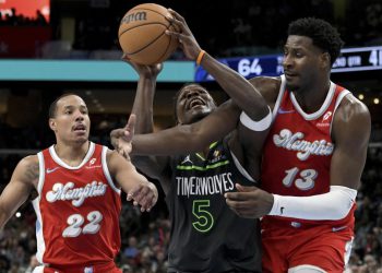 NBA Risulturati, Memphis Minnesota, Detroit New York