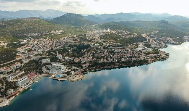 NEUM Općina će za turističku sezonu tražiti izuzeće od neradne nedjelje, ali i tražiti od poslodavaca da se dodatno plati radnicima