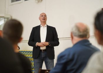 Na Lovrincu ‘niče’ nova garaža: “Zamišljena je kao polazišna točka s koje će posjetitelji grada svoja vozila ostaviti i nastaviti dalje drugim prijevozom”