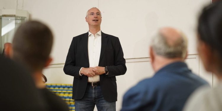 Na Lovrincu ‘niče’ nova garaža: “Zamišljena je kao polazišna točka s koje će posjetitelji grada svoja vozila ostaviti i nastaviti dalje drugim prijevozom”