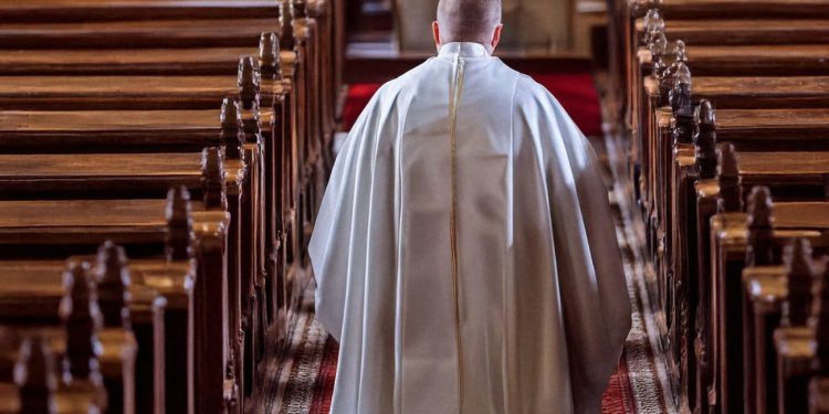 Nadbiskupski ordinarijat povodom preminuća Pape Franje: “Molimo Krista Uskrsloga da svoj milosrdni pogled svrne na Jorge Marija Bergoglia”