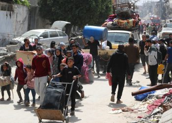 Najmanje 27 ubijenih dok je izraelski štrajk pogodi školu u Gazi, kažu medicinski službenici