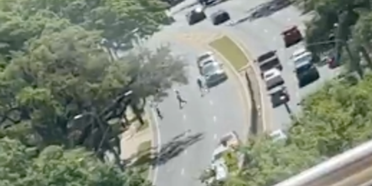 Najmanje četiri ozlijeđena nakon pucanja na kampusu Sveučilišta Florida State; Studenti su rekli da se skloni u mjestu