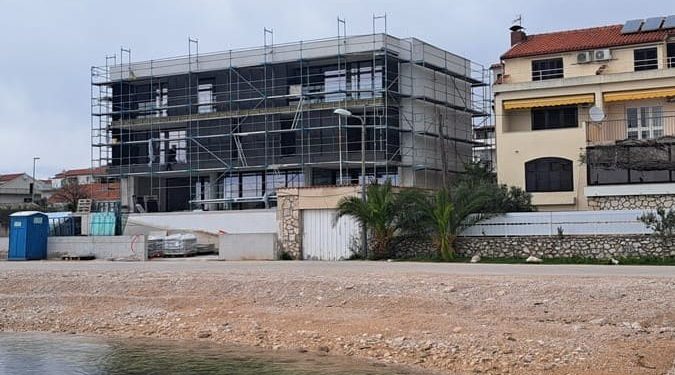 Nakaradan odnos prema obalnom pojasu