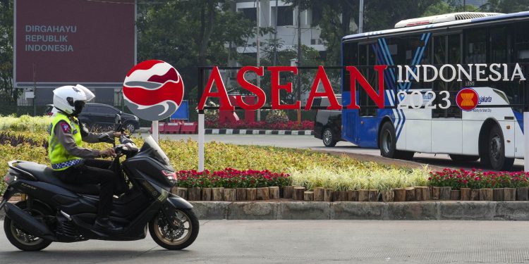 Nakon što je dobila ‘nož u leđa’ od velikog susjeda, Kina uzvraća udarac na posve neočekivan način