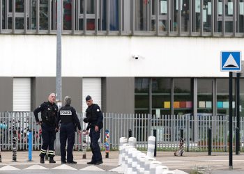 Nantes School uboda ostavlja jednog tinejdžera mrtvog, a tri osobe ozlijeđene u školi Notre-Dame-De-Toutes-Aides u Francuskoj