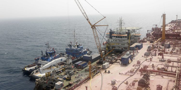 Nas udara ‘Houthi pod kontrolom’ luka goriva u Jemenu-RT World News