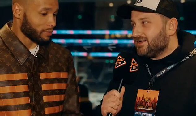 Neugodni trenutak komičara pogađa Chris Eubank Jr s ‘Tone gluhim’ dojmom oca Chrisa Eubank SR – s kim nije razgovarao godinama usred obiteljske svađe