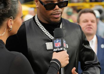 New York Giants novajlija Abdul Carter reagira na odbacivanje iz NFL legende i ikone tima Lawrence Taylor