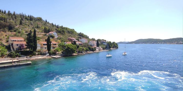 Nije nam izrečena zabrana prilaska Ošljaku, već je to samo prijedlog i otok nije privatan kako otočani tvrde!