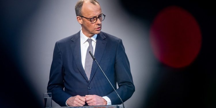 Njemačka se nada da će proširiti vojsku bez obveznog regrutacije – Merz – RT World News