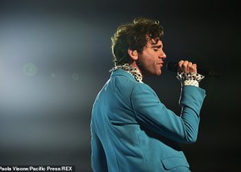 Noyes Pop Star otkriva da objavljuje novu ‘euforičnu, radosnu i živopisnu’ glazbu ove godine dok se njegova hit TV emisija vraća za treću seriju