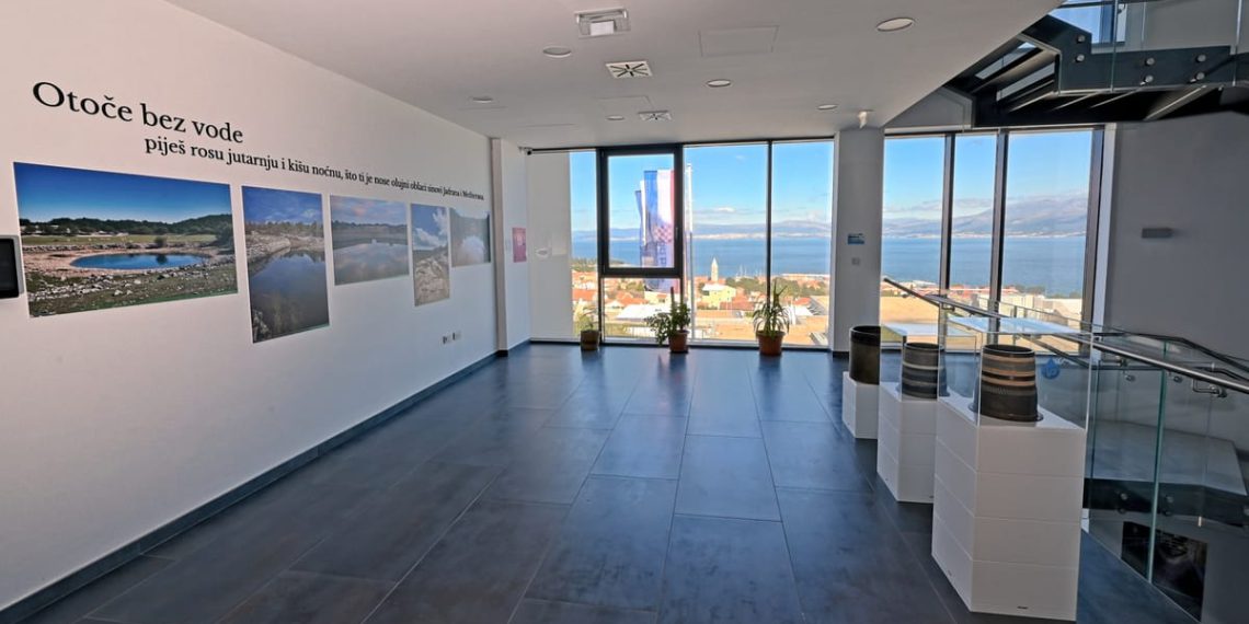 OTOK BEZ VODE Priča o vodi na otoku Braču