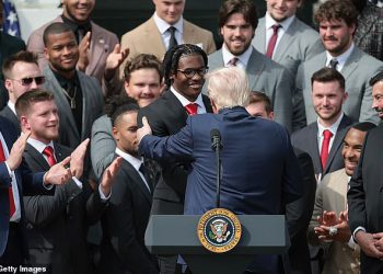 Obožavatelji države Ohio Garme na prijemnici Star Jeremiah Smith zbog interakcije Donalda Trumpa