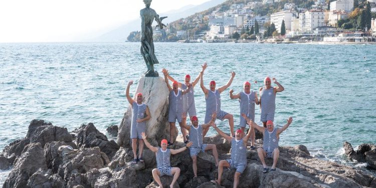 Opatijski kukali zatvaraju Zimsku sezonu kupanja