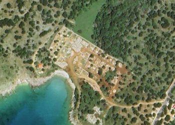 POVREDA POMORSKOG DOBRA I “(BES)PRAVNI KAMPOVI Događa li se u Novalji, na otoku koji “žeđa”, rasipanje vodom i okrutno uništavanje prirode u trci za profitom?