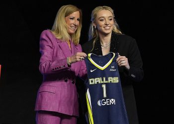 Paige Bueckers ide broj 1 do Dallas Wings -a 2025. godine nacrta WNBA dok UConn Star čini Texas svojim novim domom