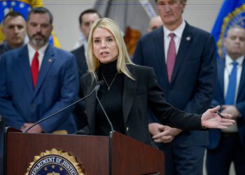 Pam Bondi proglasila je virginijsku muškarcu vrhunskom gangsterom MS13. Sada Ministarstvo pravosuđa želi odustati od svog slučaja