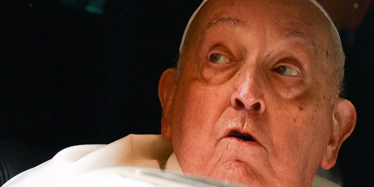 Papa Franjo Smrt: Voditelj Katoličke crkve umire od 88 godina nakon respiratorne infekcije