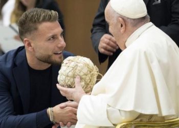 Papa Franjo koju je Ciro vidio nepokretno: “Bio je napadač”