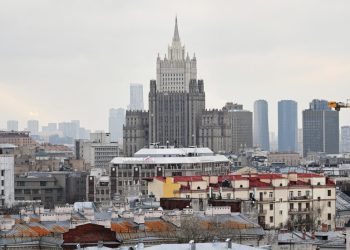 Pariški ‘šapuće’ o popravljanju veza s Moskvom – Lavrov – RT Rusija i bivšim Sovjetskim Savezom