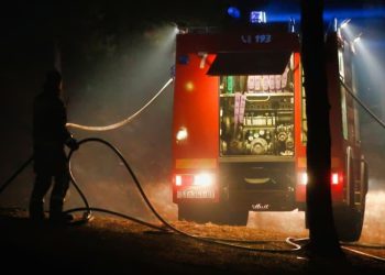 Planulo na Žnjanu, zapalio se građevinski materijal