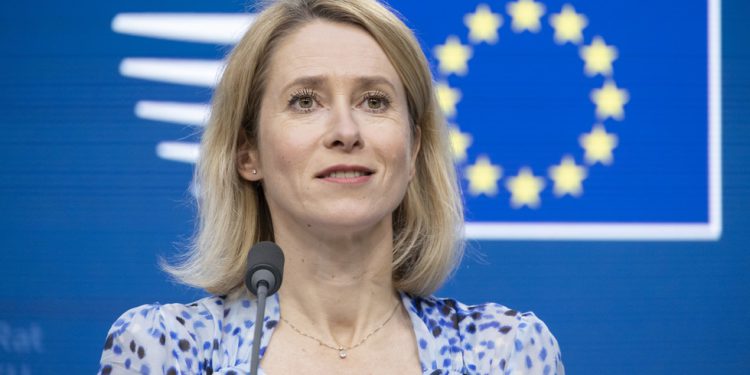 Podijeljen među ‘Koalicija voljnih’ na Ukrajini – EU Top Diplomata – RT World News