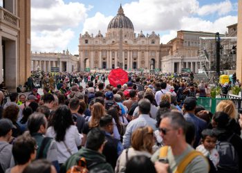 Pogreb Pogreba pape Franjo: Svjetski čelnici da odaju počast kasnom papskom u povijesnoj ceremoniji Vatikana