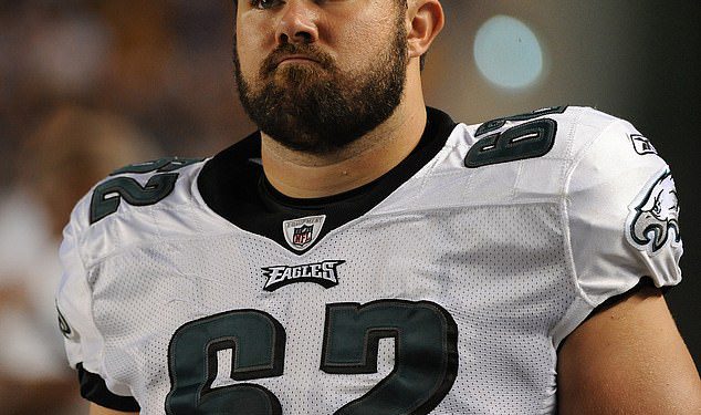 Pogreška Philadelphia Eaglesa prilikom izrade Jasona Kelcea 2011. godine ponovno se pojavljuje uoči velikog događaja sljedećeg tjedna