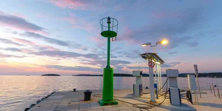 Pojeftinjuje gorivo – i to prilično!