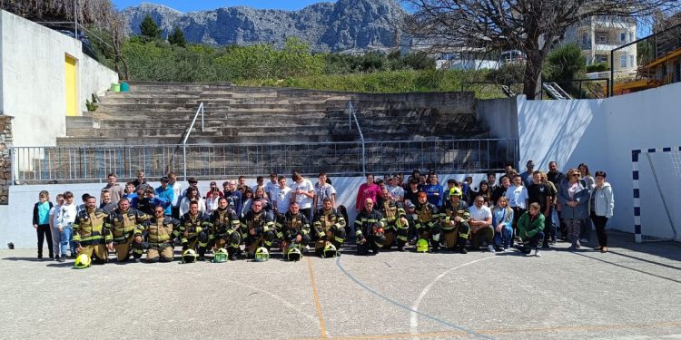 Pokazna vježba gašenja požara i evakuacije u Podgori