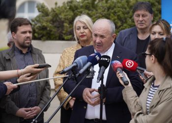 Poznati splitski novinar: “Svatko tko glasa za Željka Keruma idiot je i debil”