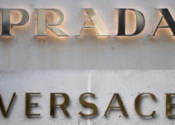 Prada kupila Versace za više od milijardu eura