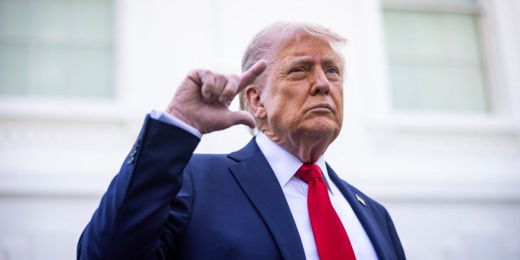 Prava istina koja stoji iza Trumpovog najnovijeg napada na Zelenskog nad potencijalnim američkim mirovnim sporazumom