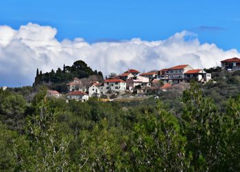 Proljetna šetnja Čiovom – uz šetnju se i dokumentira prostorna devastacija uzrokovana suludom izgradnjom!