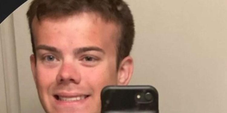 Pucnjava na Sveučilištu Florida Najnovije ažuriranja: Osumnjičeni Phoenix Ikner, 20 -godišnjak, koristio je mamino bivše službeno oružje za ubijanje dva i ozlijediti šest, kažu policajci