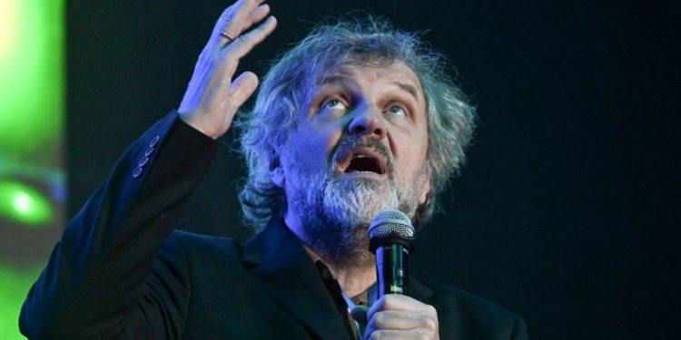 Rat protiv pravoslavljenja u tijeku – ikonični filmski redatelj – RT World News