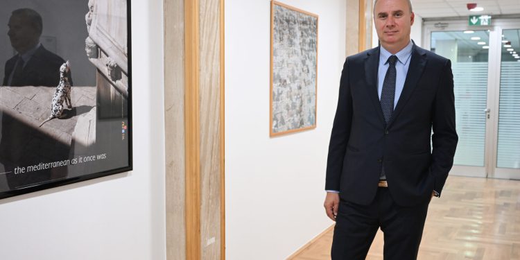 Razvojna banka kreditirat će priuštivo stanovanje