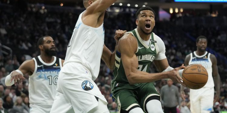 Rezultati NBA: Milwaukee Rimonta Minnesota, Strah za Wells