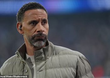 Rio Ferdinand senzacionalno tvrdi da bi se Arsenal Star pridružio Man Unitedu ‘za iste plaće’ u ponudi u Emiratesu