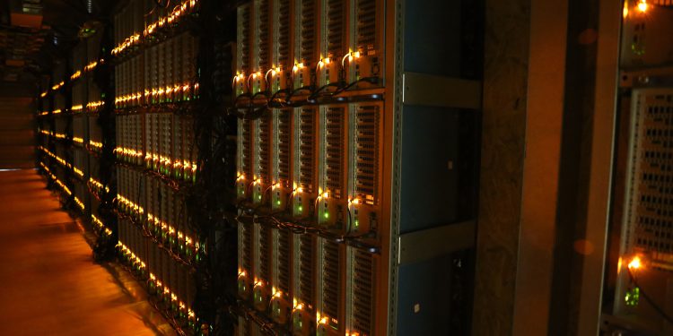 Riot platforme (Riot) dostižu visoku proizvodnju BTC-a nakon zaustavljanja, proširuje AI/HPC strategiju