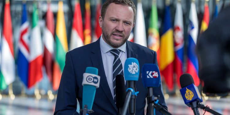 Rusija će napasti za ‘nekoliko godina’ – država NATO – RT World News