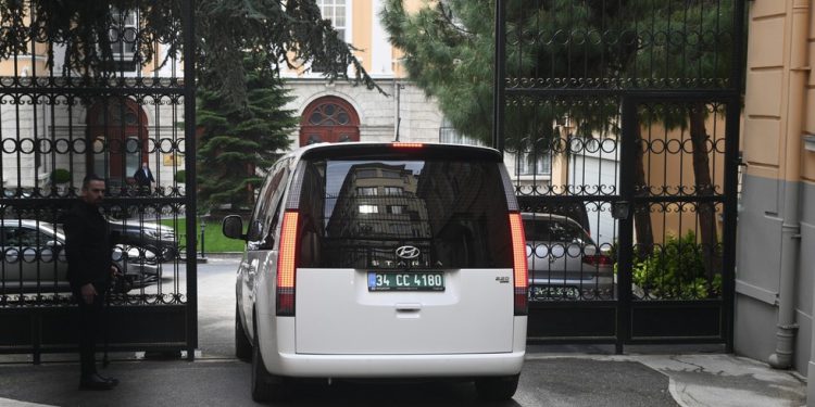 Rusija traži uklanjanje ‘toksične ostavštine’ u najnovijim razgovorima s nama (video) – RT World News