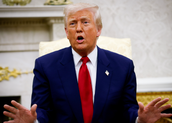 SAD ćemo se izravno baviti Iranom, kaže Trump