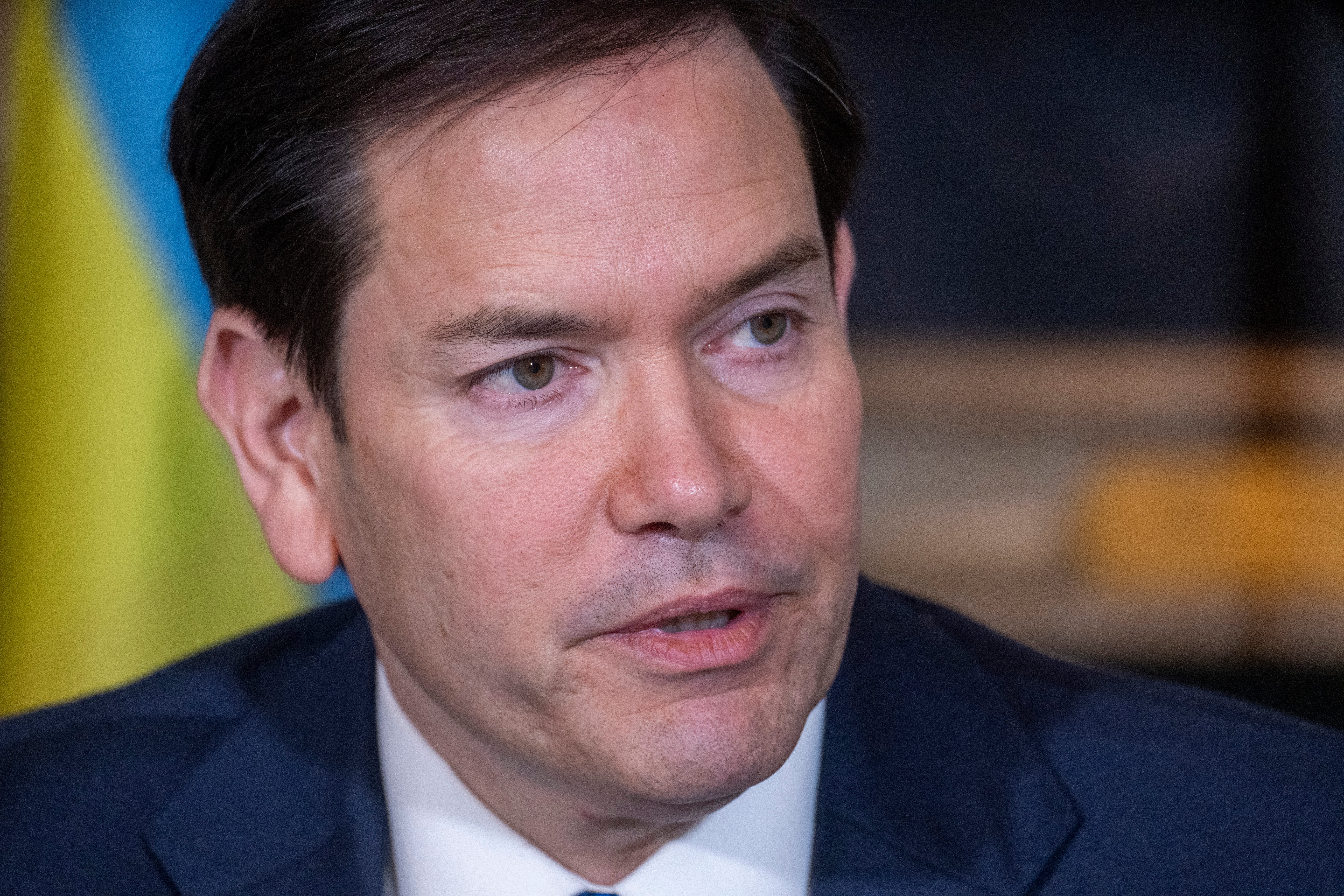 Američki državni tajnik Marco Rubio branio je napore deportacije Trumpove administracije 27. travnja, rekavši da djeca državljana SAD -a nisu deportirana; Jednostavno su poslani iz zemlje zajedno sa svojim nedokumentiranim majkama