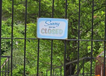 STOLAC Restoran koji je prije godinu dana nudio radnicima 3000 KM objavio da se zatvara zbog povećanja minimalne plaće