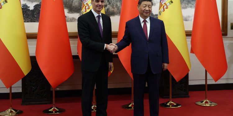 Sanchez u Pekingu pozvao na “uravnoteženo” jačanje suradnje Kine i EU-a